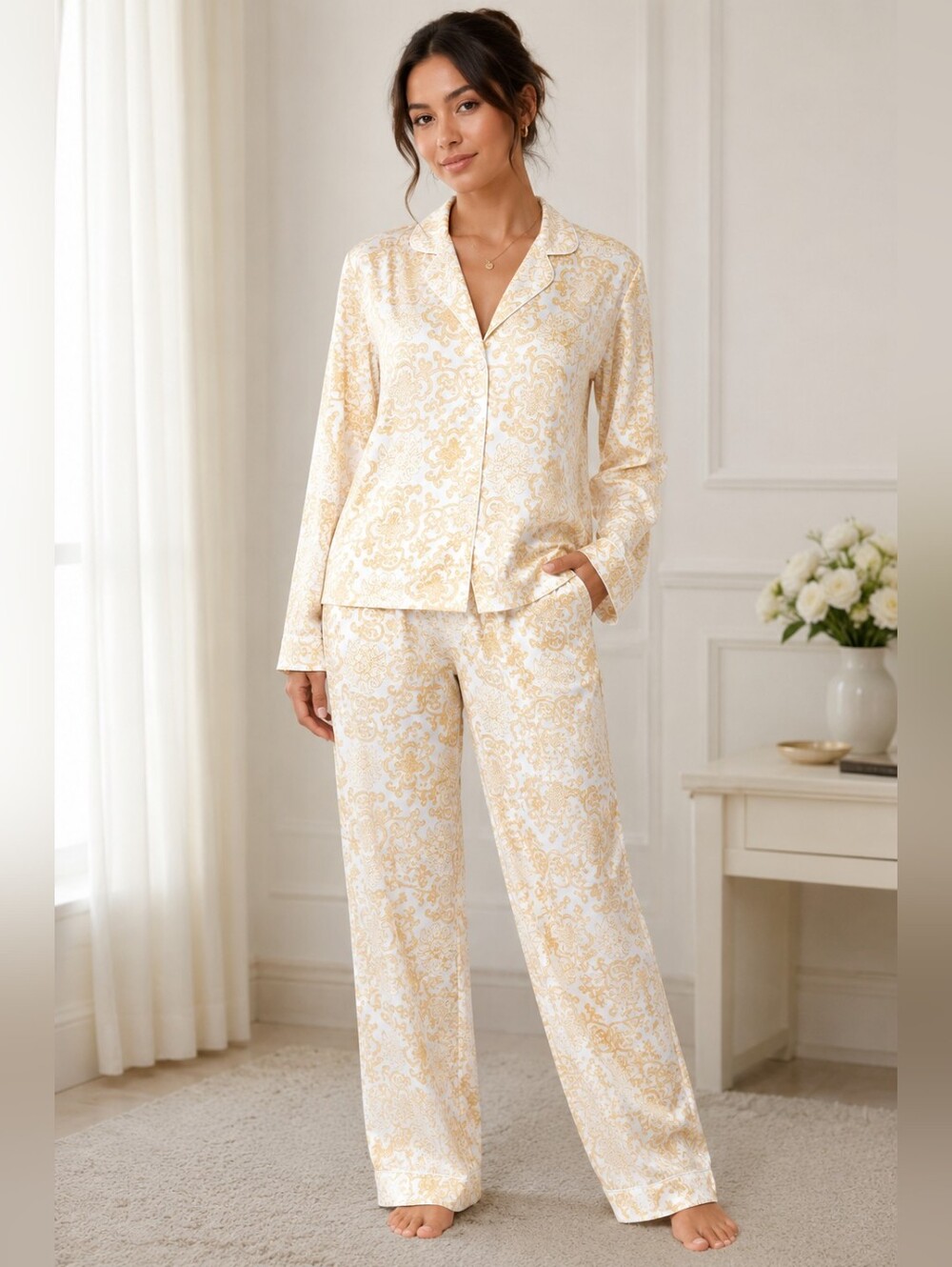 Natori 2 Piece Pajama Set Women’s Size M Ivory Gold Floral Satin Sleepwear.